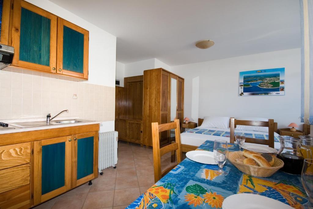 Apartments Valentino Vrsar Cameră foto
